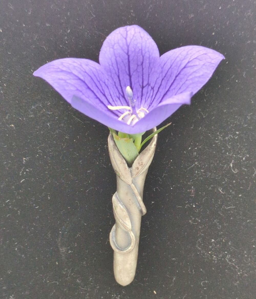 Vtg Silver Tone Pewter Tussie Mussie Posy Vase Lapel Pin Vine Leaf Brooch Floral